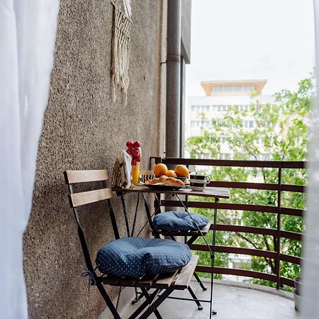 Petite Maison Sur Le Boulevard Bukareszt Zewnętrze zdjęcie
